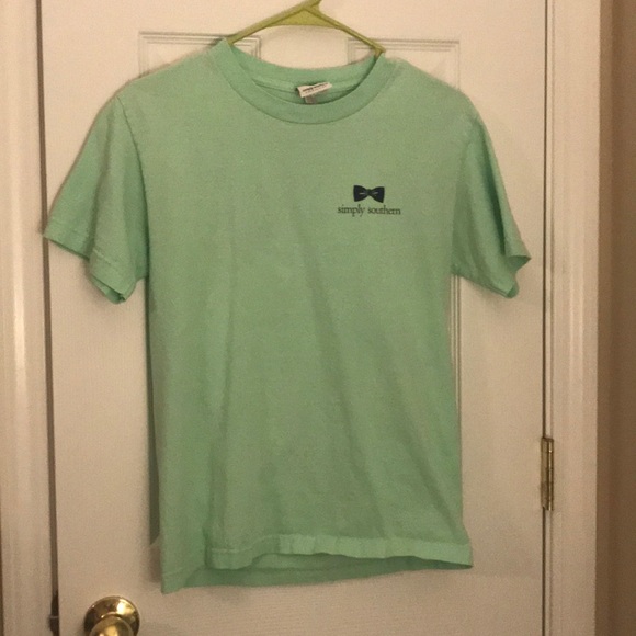 Simply Southern Light Green Beach Shirt - Picture 4 of 6